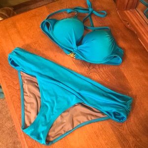 Blue VS bikini